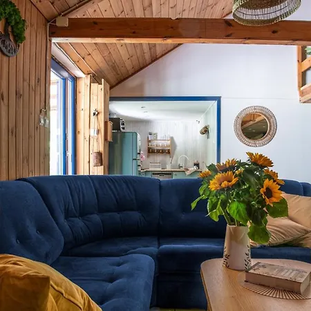 Przystanek Wies 別荘 *